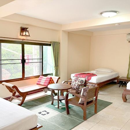 Sk House 2 Hotel Chiang Mai Buitenkant foto
