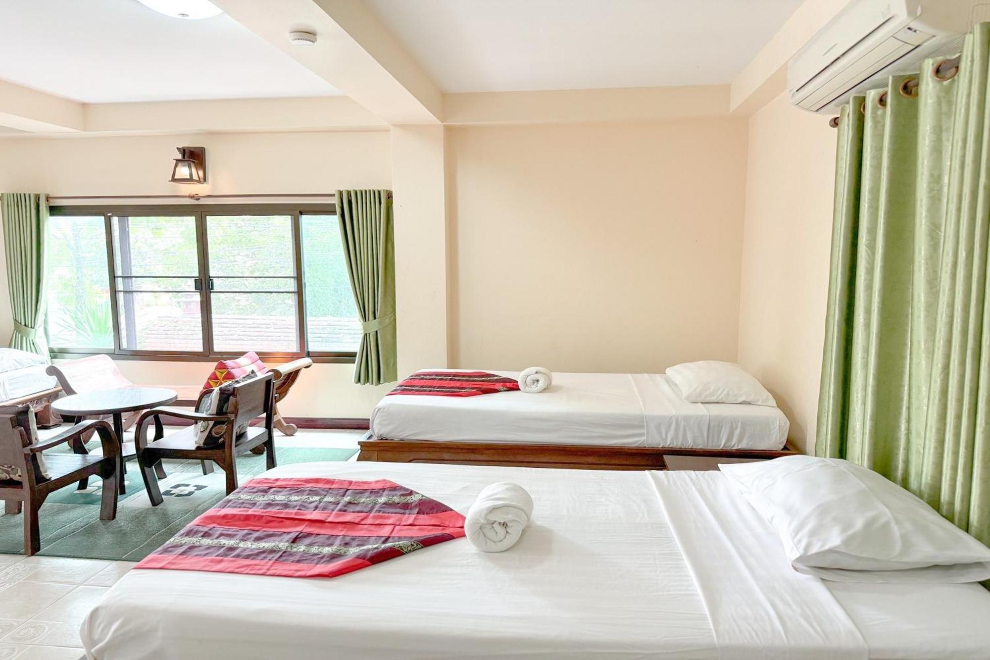 Sk House 2 Hotel Chiang Mai Buitenkant foto