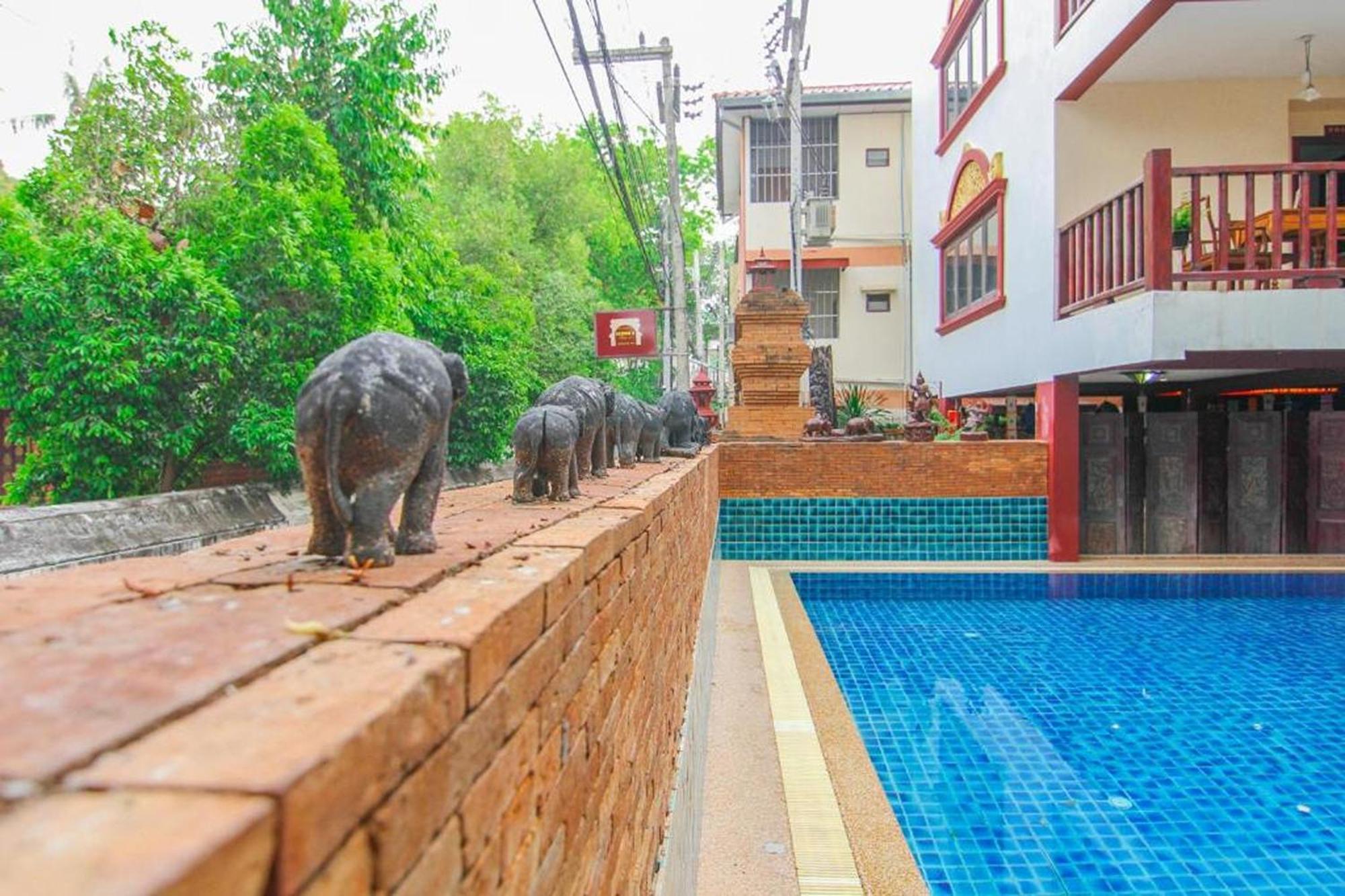 Sk House 2 Hotel Chiang Mai Buitenkant foto